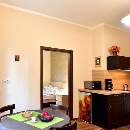 شقة Amelia Apartament Centrum غدانسك المظهر الخارجي الصورة